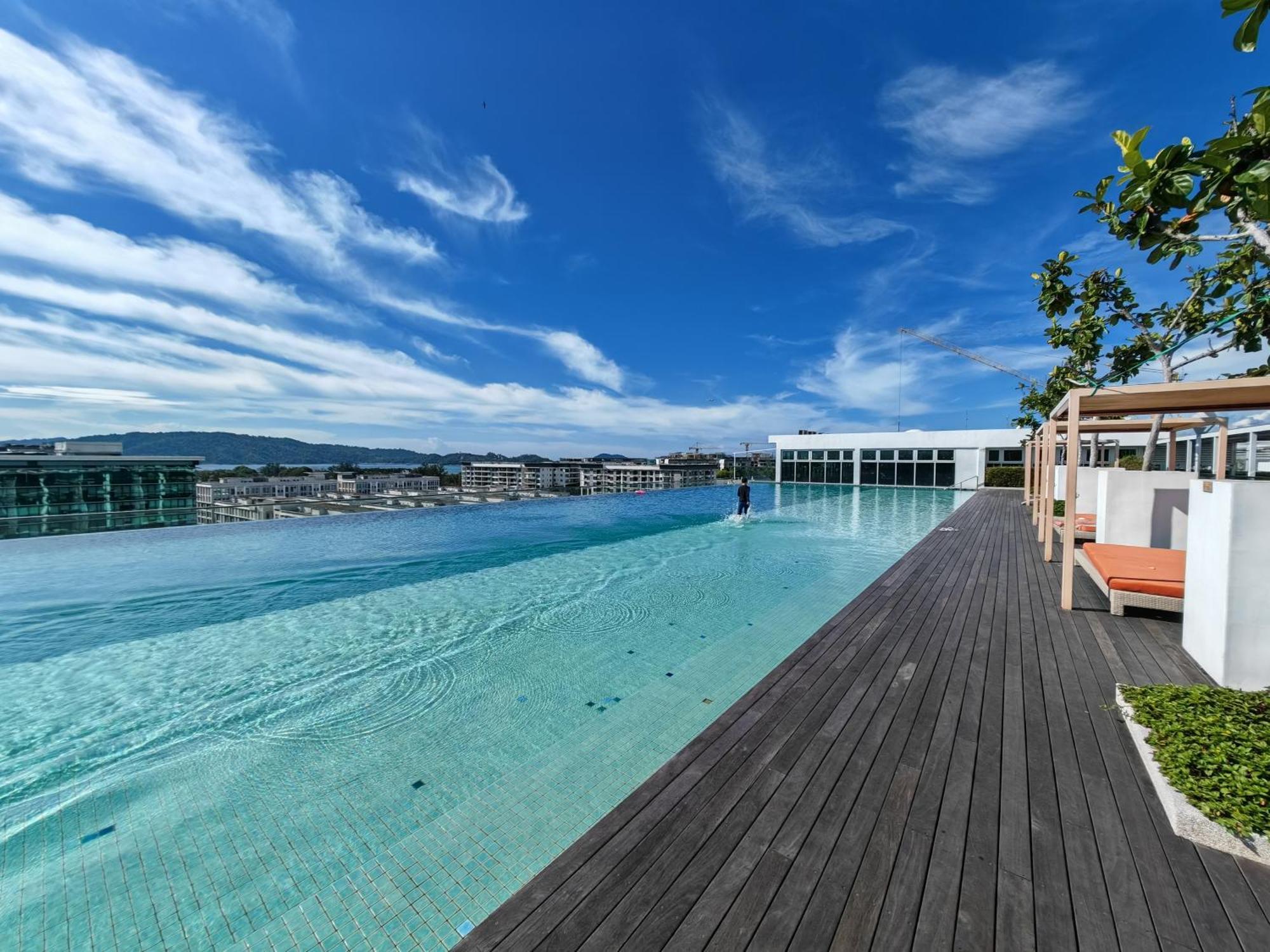 Rooftop Sunset Infinity Pool Sutera Avenue Kk Infini