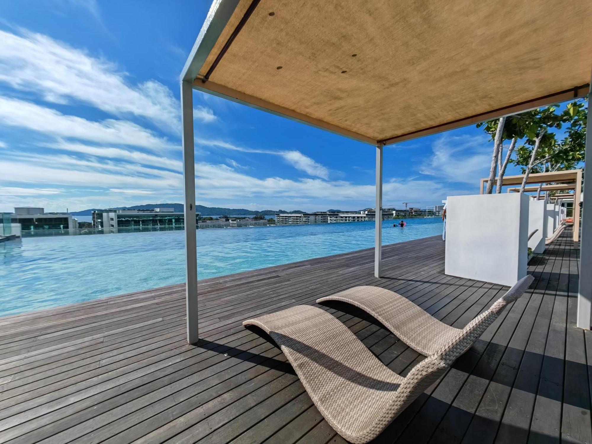 Rooftop Sunset Infinity Pool Sutera Avenue Kk Infini Kota Kinabalu